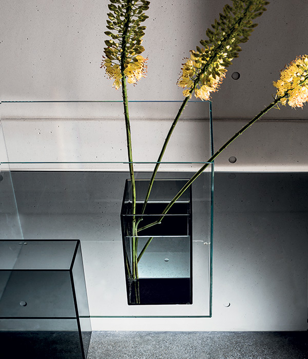 SKYLINE gallery1